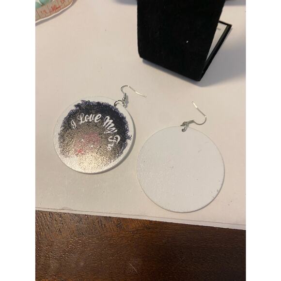 aFro earrings - Picture 3 of 4